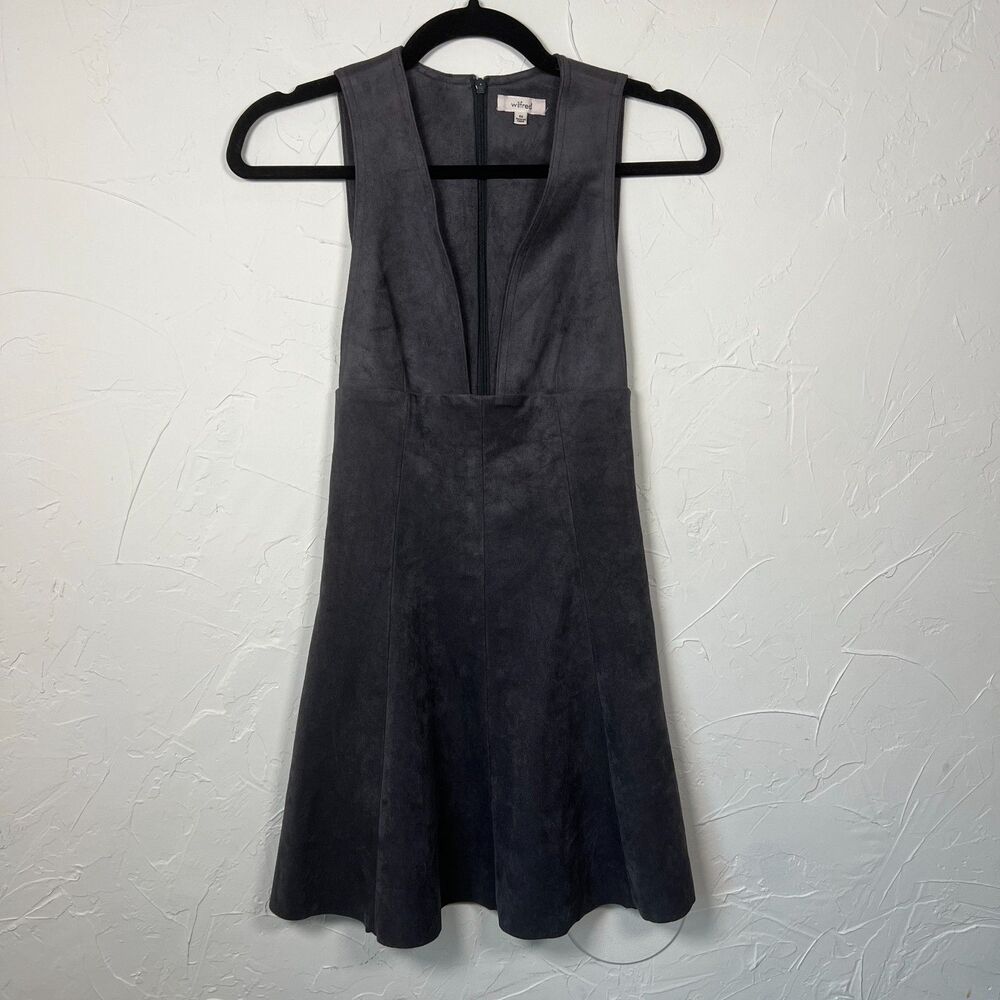 Wilfred Montbrun Aritzia Faux Suede Deep V Sleeveless Fit Flare Dress 00 Edgy